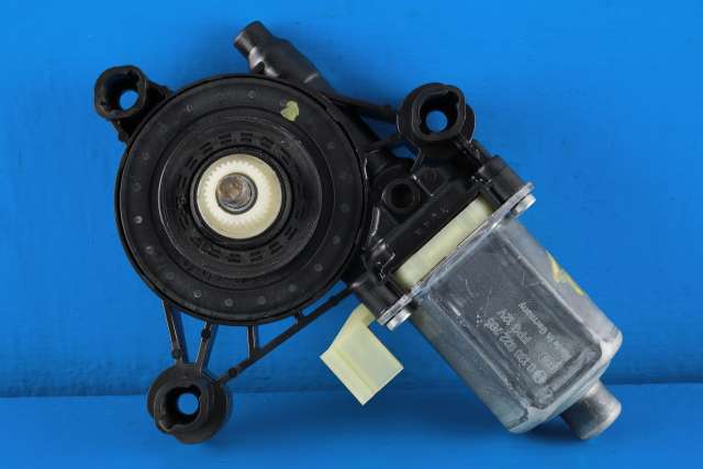 Ruteheis, kun motor, venstre foran til Audi A4 2015-2019 (Type V, Fase 1) (B9) (B9) (BOSCH|0 130 822 705|8W0 959 801|)