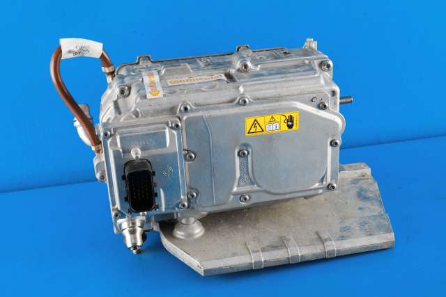 Inverter hybrid til Mercedes C-Klasse 2014-2018 (Fase 1) (W205) (W205) (MERCEDES|A 205 900 64 15|)