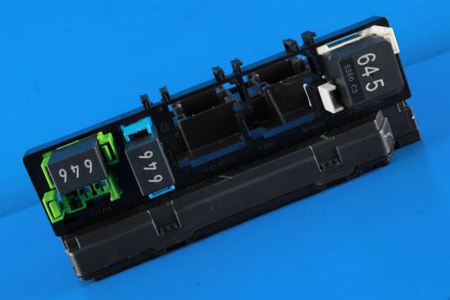 Styreenhet comfort (BCM) til VW Caddy 2015-2020 (Type III, Fase 3)  (CONTINENT|5WK5 0802A|5K0 937 085 AD|)