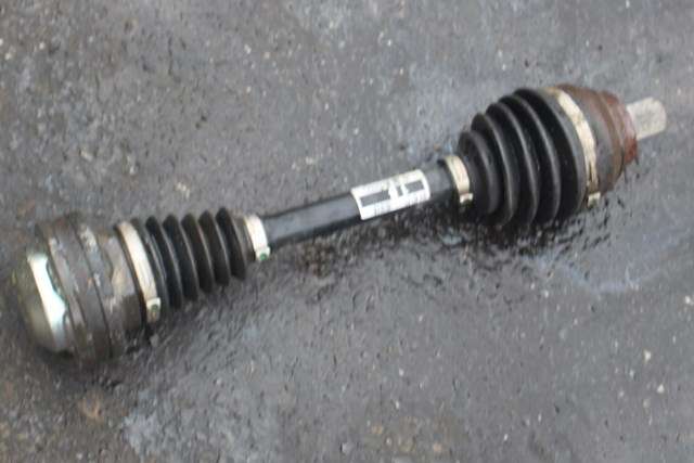 Drivaksel venstre foran, diesel/manuell til VW Caddy 2015-2020 (Type III, Fase 3) (VAG|3AA 407 271|)