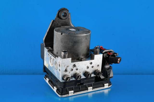 ABS sentral til VW Caddy 2015-2020 (Type III, Fase 3) (VAG|7E0 614 517 L|7E0 907 379 P|)