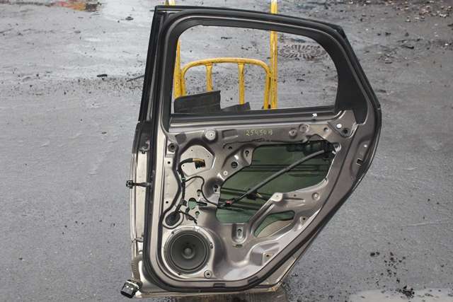 Dør høyre bak til Ford Focus 2011-2014 (Type III, Fase 1)  