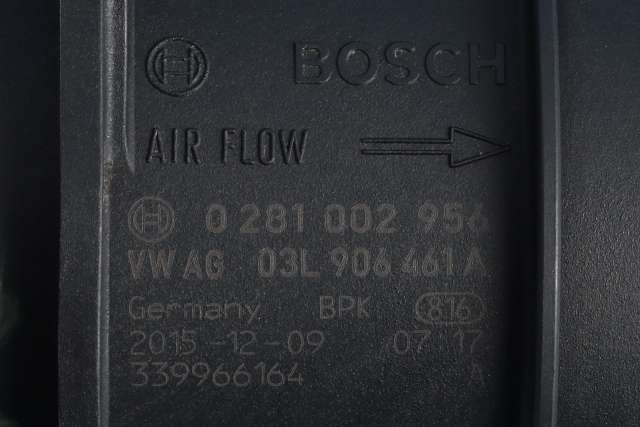 Luftmengde/luftmassemåler til Audi A4 2015-2019 (Type V, Fase 1) (B9) (B9) (BOSCH|0 281 002 956|03L 906 461 A|)
