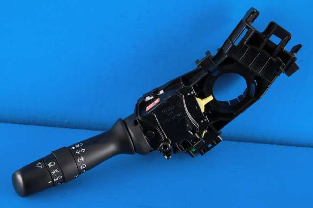 Bryter blink til Toyota Avensis 2015-2019 (Type III, Fase 2) (TOYOTA|05190-17F373|)
