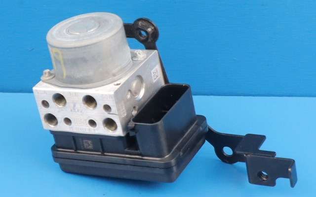 MC, ABS Sentral til MC Yamaha MT-09, 2021-2023 (Naked) (Naked) (YAMAHA|B7N-85930-00)
