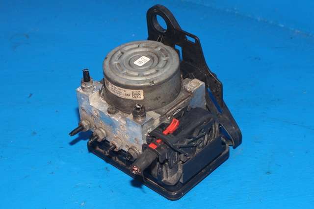 ABS sentral til Škoda Octavia 2013-2016 (Type III, Fase 1) (VAG|5Q0 614 517 Q|5Q0 907 379 R|)
