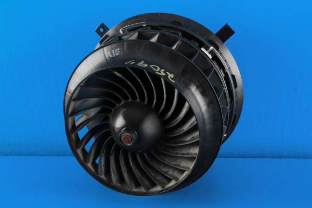 Varmeapparat motor til Mercedes E-Klasse 2016-2023 (W213) (W213) (BOSCH|0 130 309 006|F 011 500 133|)