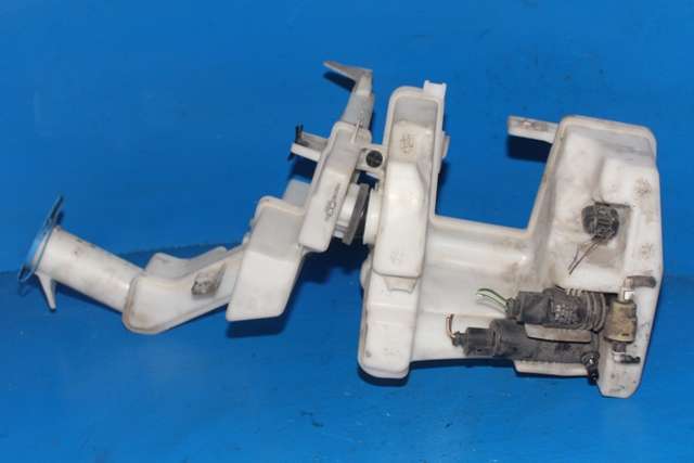 Spylertank foran til VW Passat 2011-2015 (B7) (B7) (VAG|3AA 955 453 J|)