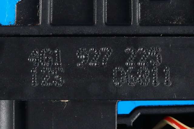 Bryter elektrisk håndbrekk/parkbrems til Audi A7 2010-2014 (Type I, Fase 1) (VAG|4G1 927 225|)
