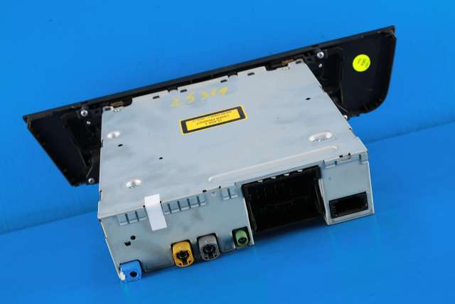 Bilstereo navigasjon spiller til Audi A7 2010-2014 (Type I, Fase 1)  (VAG|4G0 035 666 B|)