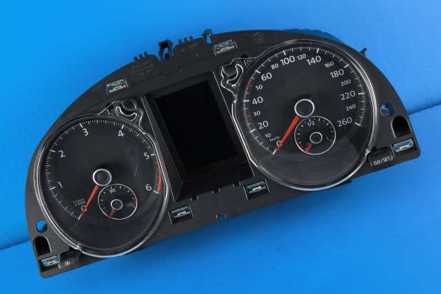 Instrumentpanel til VW Passat 2011-2015 (B7) (B7) (VAG|3AA 920 870 G|)