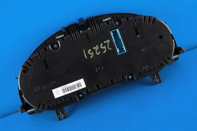 Instrumentpanel til VW Passat 2011-2015 (B7) (B7) (VAG|3AA 920 870 G|)