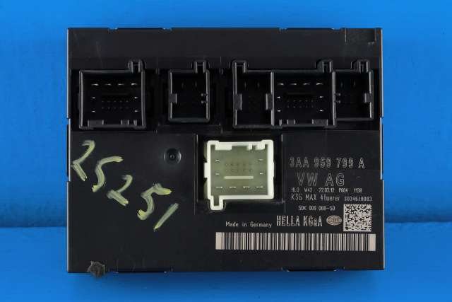 Styreenhet nøkkelfri/keyless til VW Passat 2011-2015 (B7) (B7) (VAG|3AA 959 799 A|)