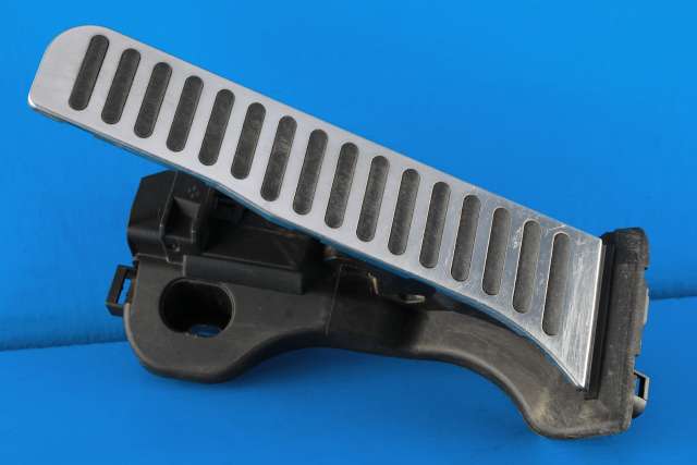 Pedal gass til VW Passat 2011-2015 (B7) (B7) (VAG|1K1 721 503 AN|)