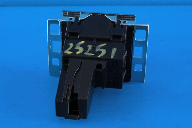 Instrument klokke til VW Passat 2011-2015 (B7) (B7) (VAG|3AA 919 204 A|)