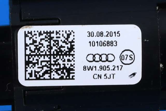 Bryter start/stopp til Audi A4 2015-2019 (Type V, Fase 1) (B9) (B9) (VAG|8W1 905 217|)