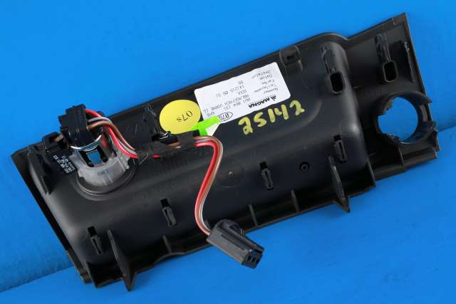 Dashbord diverse til Audi A4 2015-2019 (Type V, Fase 1) (B9) (B9) (VAG|8W1 864 131|)