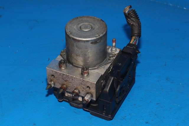 ABS sentral til Toyota Avensis, 2009-2015 (Type III, Fase 1)  (BOSCH|0 265 235 406)