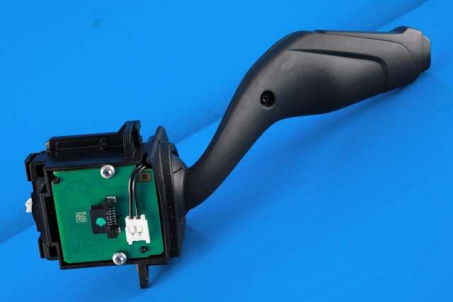 Bryter blink til Ford Mondeo 2014-2019 (Type V, Fase 1) (FORD|EG9T-13335-BAW|)