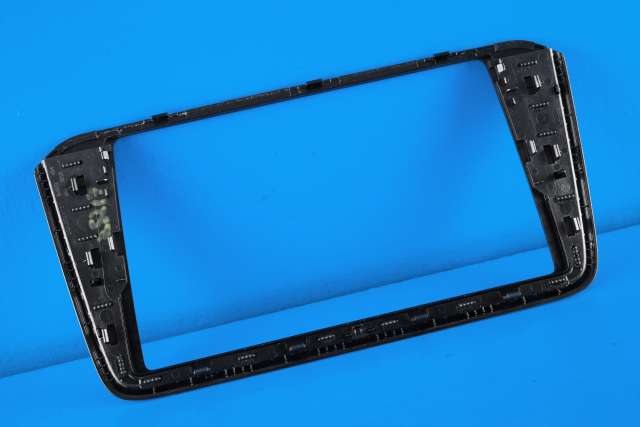 Dashbord diverse til VW T-Roc 2017-->> (VAG|2GA 858 418|)