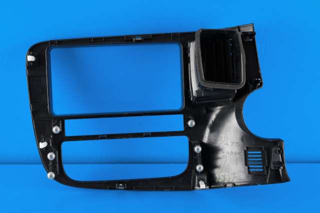 Dashbord friskluftdyse midtkonsoll til Mitsubishi Outlander 2012-2015 (Type III, Fase 1)