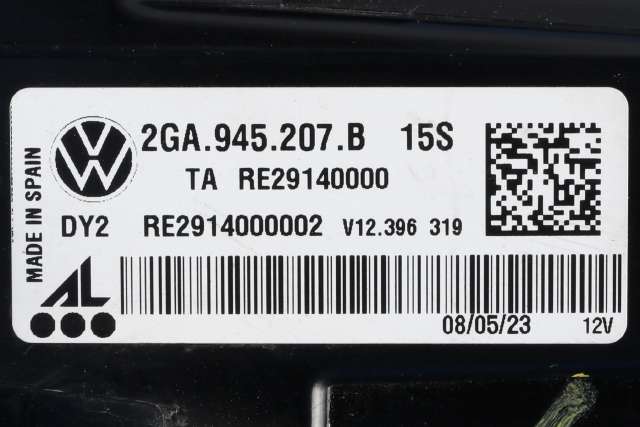 Baklykt venstre ytre til VW T-Roc 2017-->>  (VAG|2GA 945 207 B|)