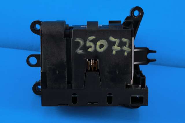 Girstang/girvelger automat til BMW 5-Serie 2017-->> (G30/G31) (G30/G31) (BMW|6 843 838|)