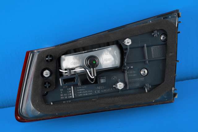 Baklykt venstre indre til BMW 5-Serie 2017-->> (G30/G31) (G30/G31) (BMW|63.21-7 376 473|)