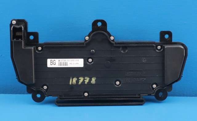 Bilstereo navigasjon betjeningspanel til Opel Insignia A 2009-2014 (GM|13 273 256|)