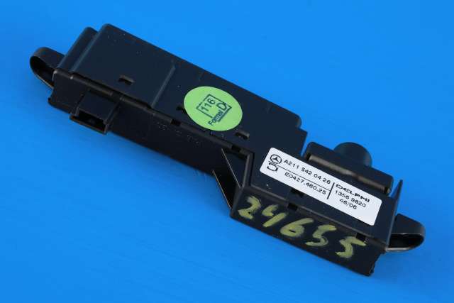 Bryter diverse til Mercedes CLS 2004-2010 (C219) (C219) (MERCEDES|A 211 542 04 26|)