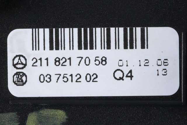 Bryter diverse til Mercedes CLS 2004-2010 (C219) (C219) (MERCEDES|211 821 70 58|)
