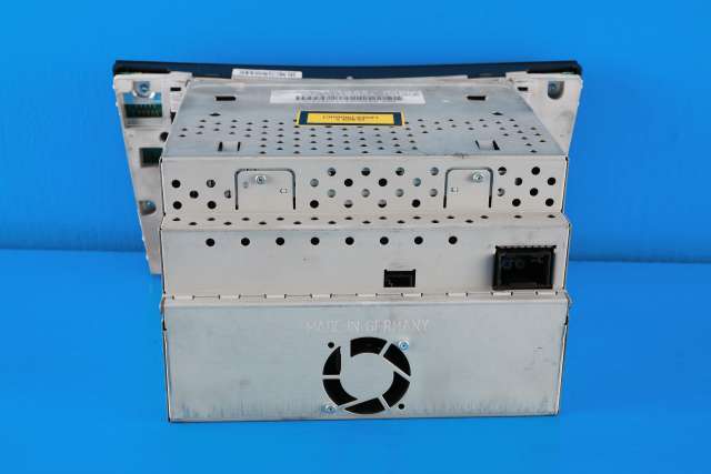 Bilstereo navigasjon til Mercedes CLS 2004-2010 (C219) (C219) (MERCEDES|A 211 820 41 97|)