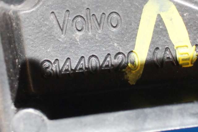 Viskerarm frontrute venstre til Volvo V90 / V90 CC / S90 2016-->>  (VOLVO|31440420|)