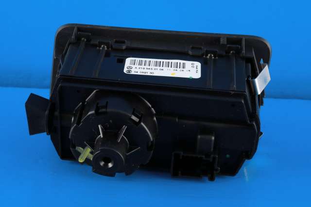 Bryter lys til Mercedes CLS 2004-2010 (C219) (C219) (MERCEDES|A 219 545 01 04|)