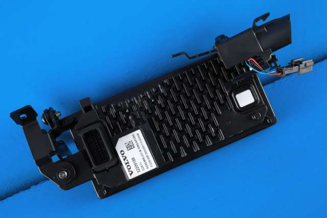 Parkeringskamera foran til Volvo V90 / V90 CC / S90 2016-->>  (VOLVO|32209188|)