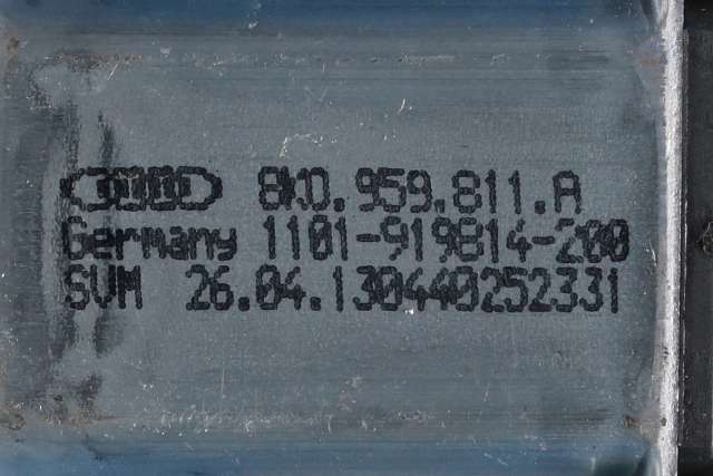 Ruteheis, kun motor, venstre bak til Audi A4 2007-2014 (Type IV) (B8) (B8) (VAG|8K0 959 811 A|)