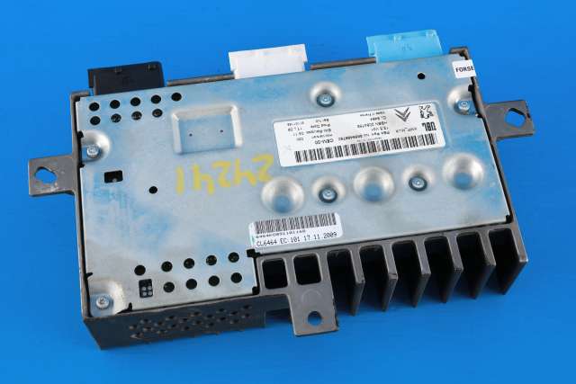 Bilstereo forsterker til Peugeot 3008 2009-2016 (Type I)  (PEUGEOT|96 664867 80|)