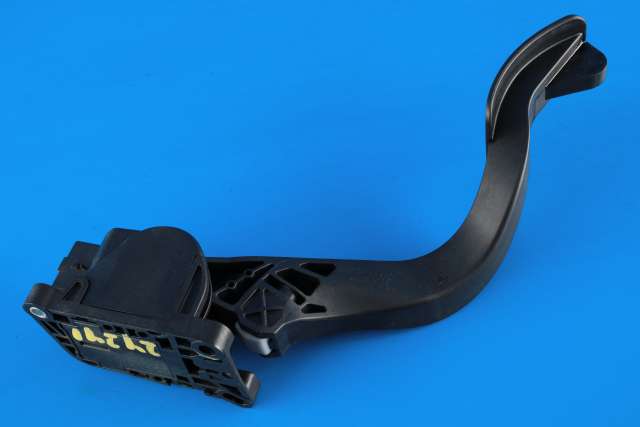 Pedal gass til Peugeot 3008 2009-2016 (Type I) (BOSCH|0 280 755 167|96 714168 80|)