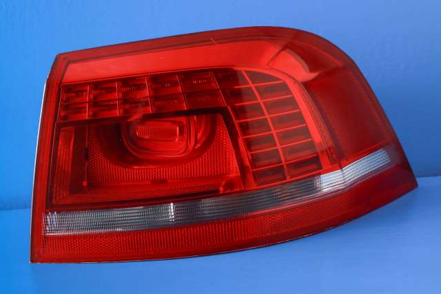 Baklykt høyre ytre til VW Passat, 2011-2015 (B7) (B7) (VAG|3AF 945 208 B)