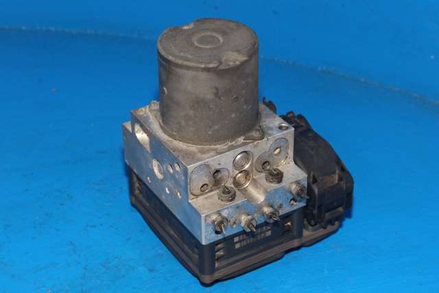 ABS sentral til Mercedes CLS, 2004-2010 (C219) (C219) (MERCEDES|A 211 431 18 12)