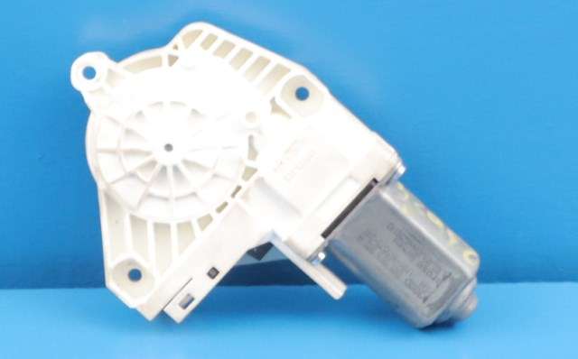Ruteheis, kun motor, høyre foran til Audi A4 2007-2014 (Type IV) (B8) (B8) (VAG|8K0 959 802 A|)