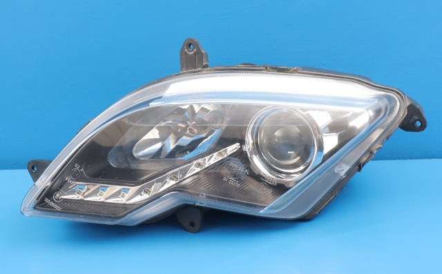 Frontlykt venstre halogen til ATV ZForce, 0-->>