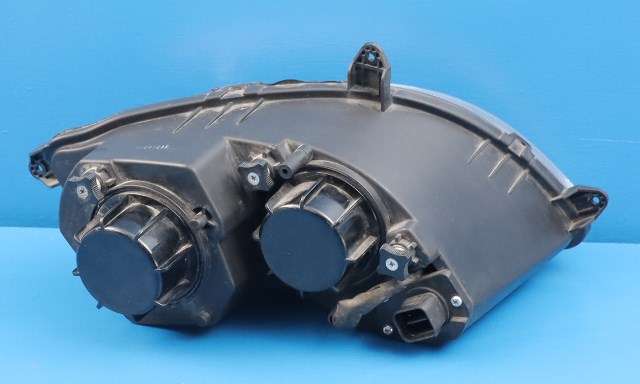 Frontlykt venstre halogen til ATV ZForce 0-->>  