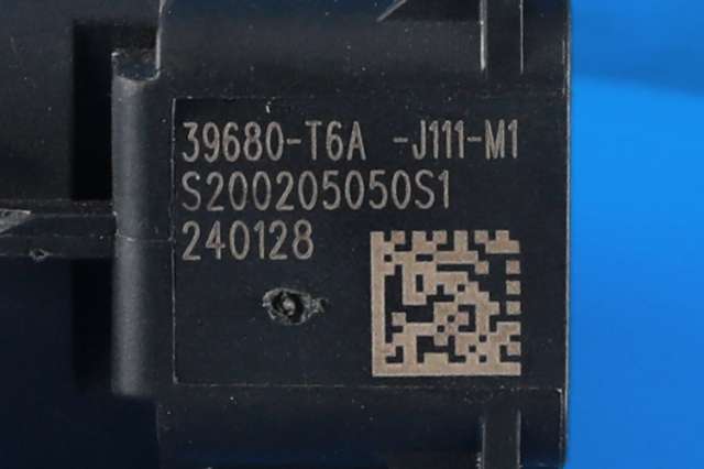 Parkeringssensor foran til Honda e:Ny1 2023-->> (HONDA|39680-T6A-J111|)