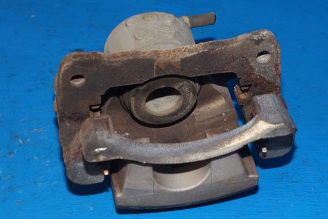 Bremsecaliper høyre foran til Toyota Prius 2016-2023 (Type IV) (combi) (combi) 