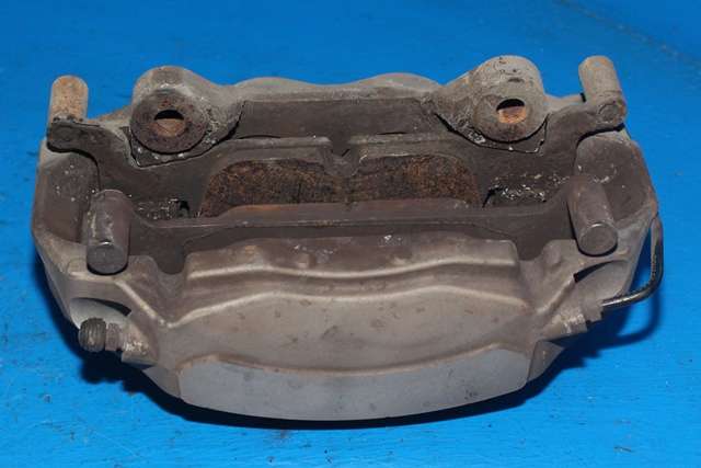 Bremsecaliper høyre foran til Audi A4 2015-2019 (Type V, Fase 1) (B9) (B9) (ATE|)