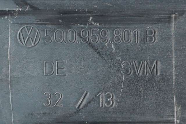 Ruteheis, kun motor, venstre foran til VW Golf VII 2012-2017 (Fase 1)  (BOSCH|0 130 822 379|5Q0 959 801 B|)