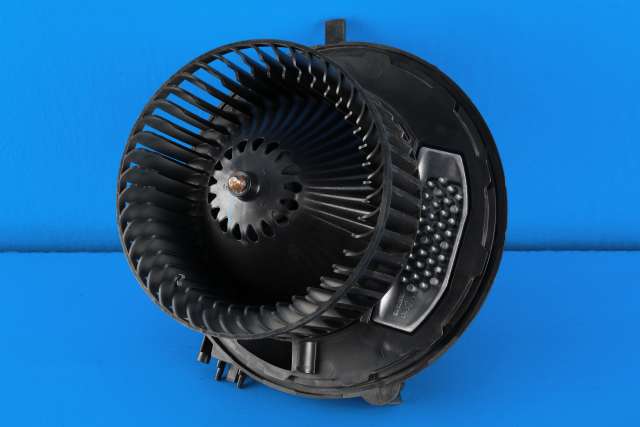Varmeapparat motor til Škoda Octavia, 2017-2020 (Type III, Fase 2)  (VAG|5WB 819 015)