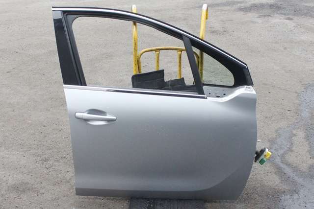 Dør høyre foran til Peugeot 208 2012-2019 (Type I)