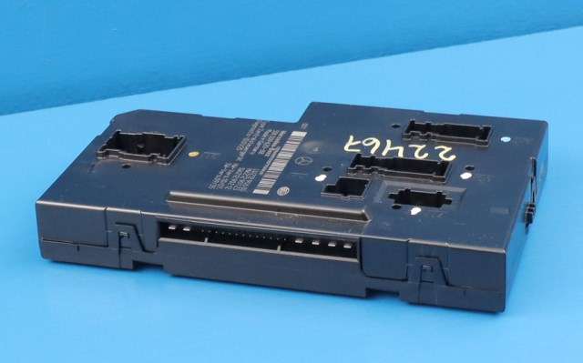 Styreenhet (SAM - Signal Acquisition Module) til Mercedes E-Klasse 2009-2013 (Fase 1) (W212) (W212) (HELLA|5DK 009 620-88|212 906 00 05|)